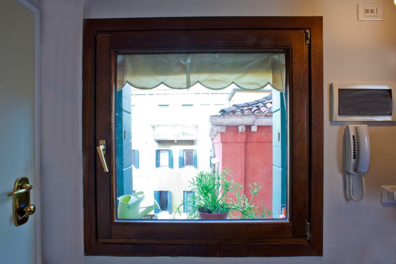 Al Mezzanino, Palazzo Torniello Venise